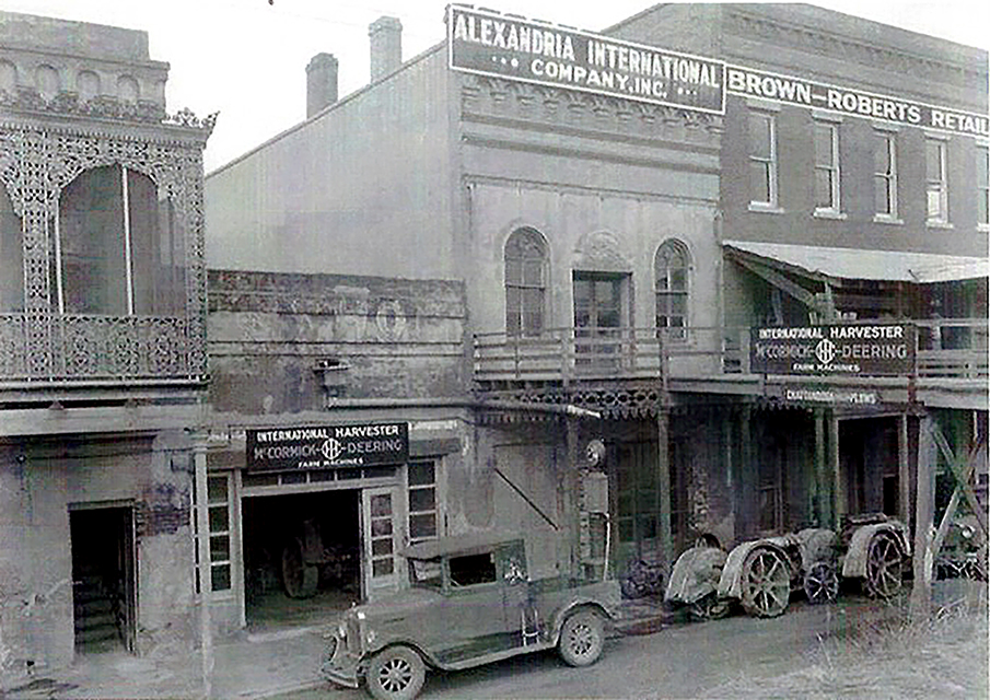 Photo from the Past – Alexandria, LA – International Harvesting Farming Store c.1927